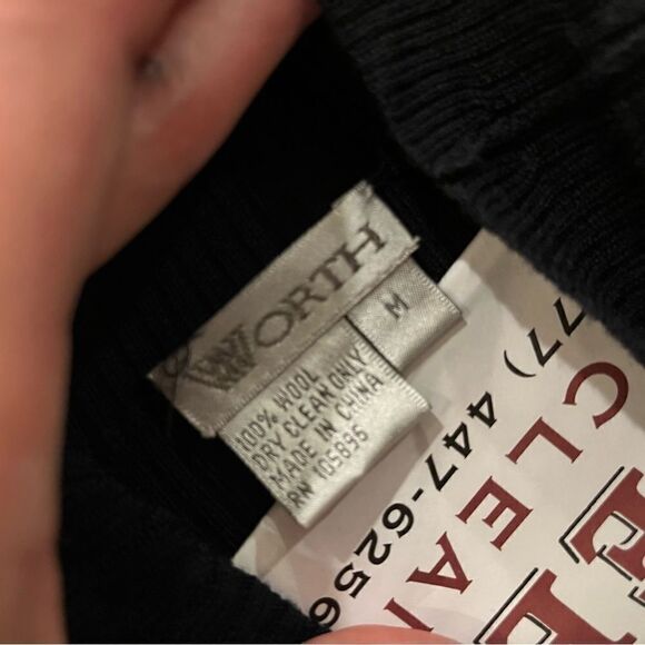 Navy Worth Turtleneck Size M - Picture 2 of 2